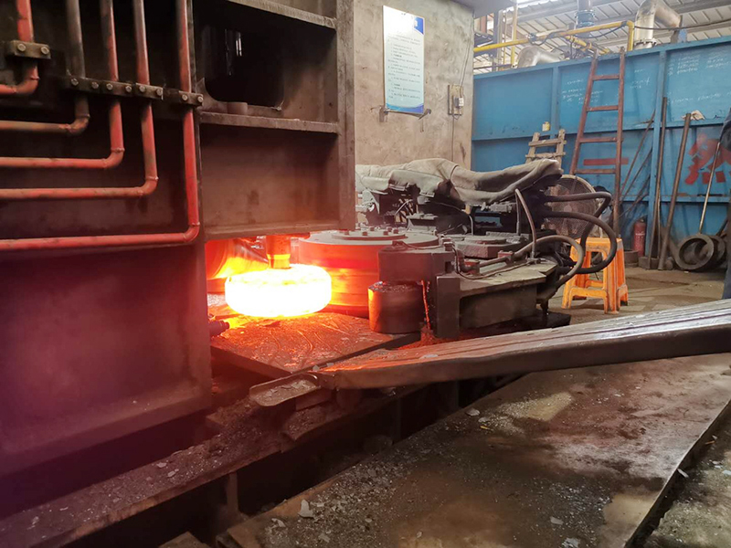 碾環(huán)機(jī)及配套設(shè)施